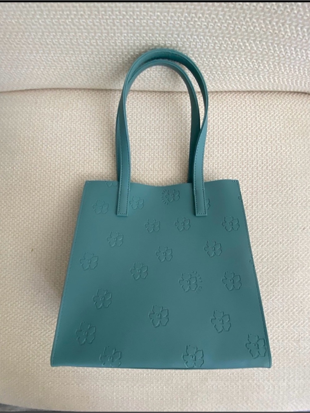 Ted Baker Floral Magnolia Debossed Blue Icon Tote Bag - Picture 3 of 9